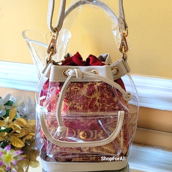 - Dior Beauty Pouch Cosmetic Bag - Picture 1 of 16